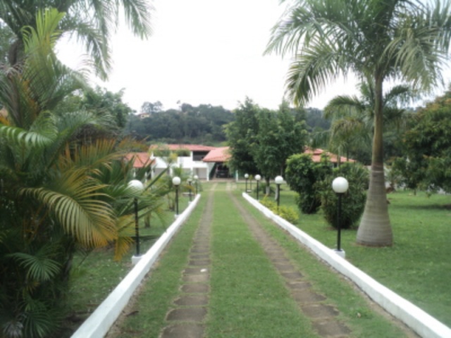 Parque Agrinco,Guararema,São Paulo,Brasil 08900000,4 Quartos Quartos,Chácara,1049