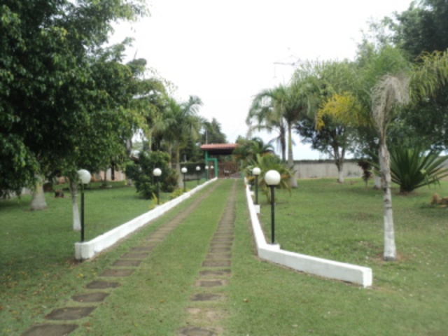 Parque Agrinco,Guararema,São Paulo,Brasil 08900000,4 Quartos Quartos,Chácara,1049